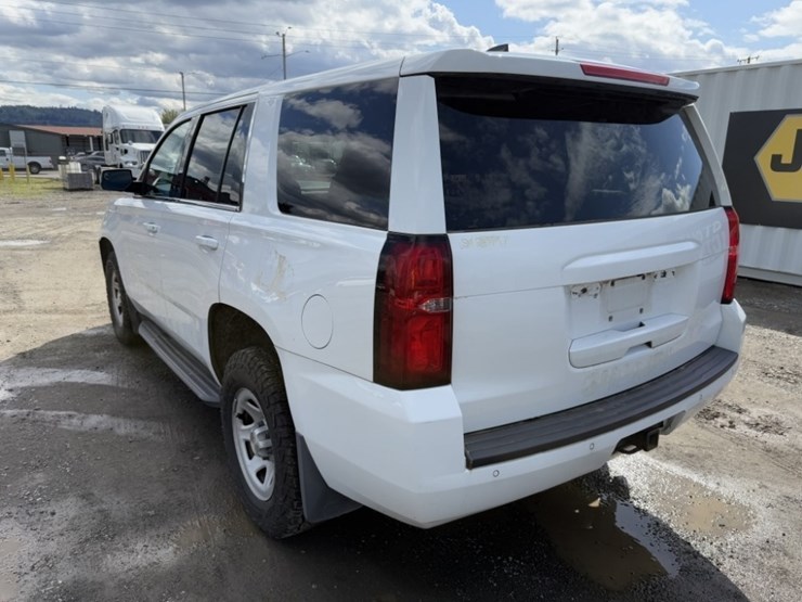 2013-chevrolet-tahoe-image-6