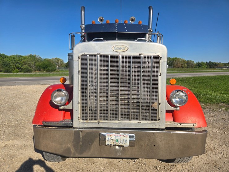 1987-peterbilt-379-image-22