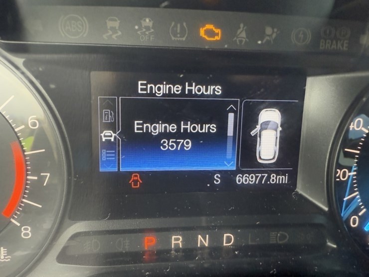 2017-ford-explorer-image-31