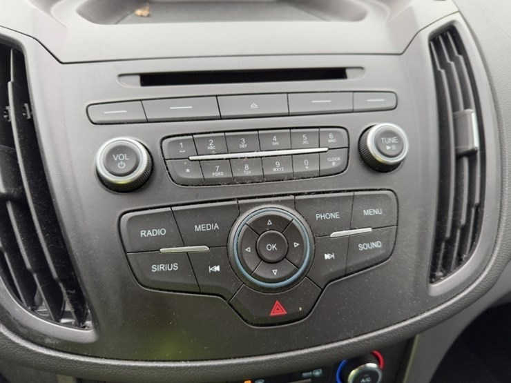 2017-ford-escape-image-29