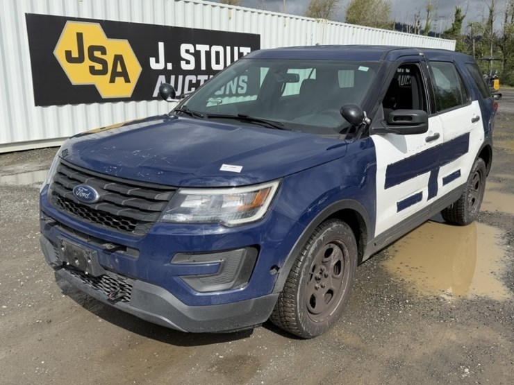 2018-ford-explorer-image-1