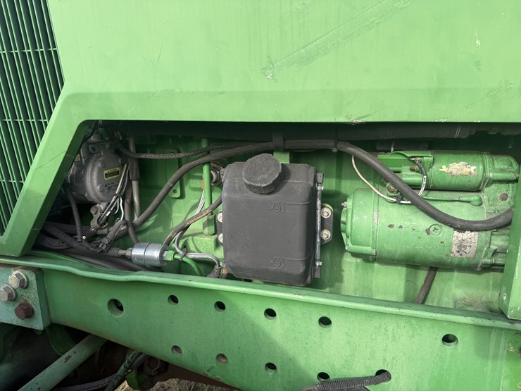 1996-john-deere-7700-image-19
