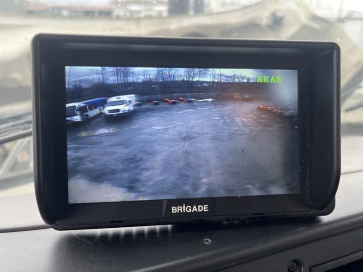 2011-freightliner-vac-con-t/a-vacuum-truck-image-32