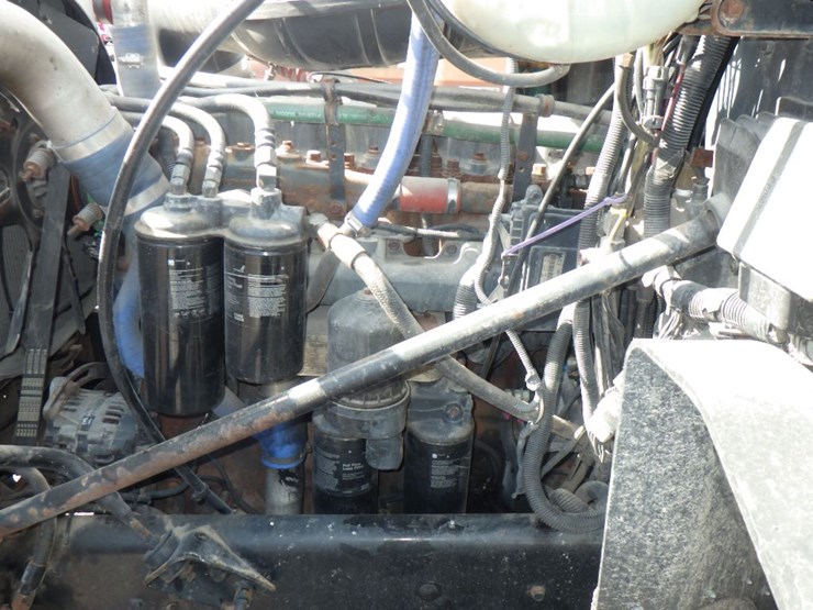 2001-mack-ch613-image-19