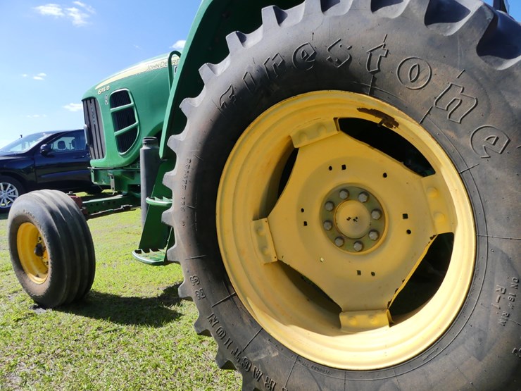 john-deere-6115d-image-8