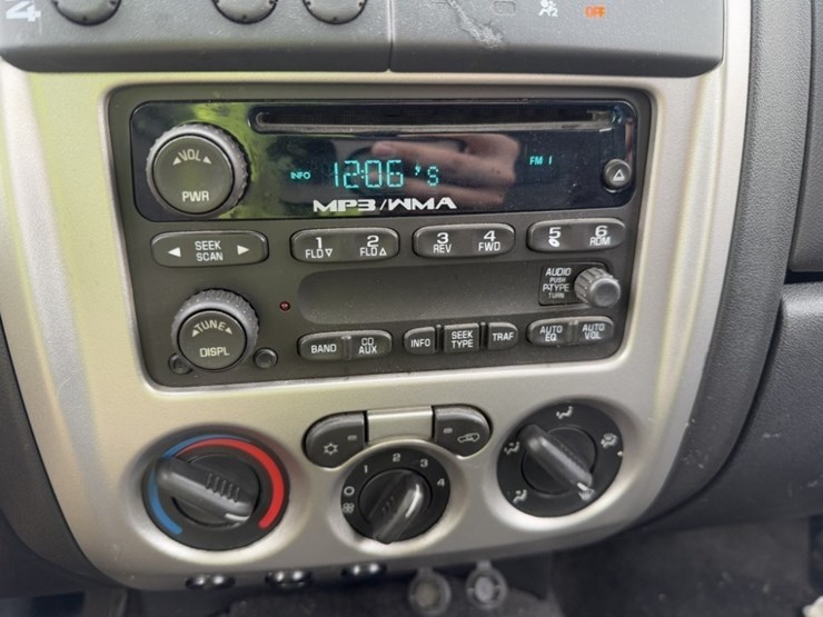 2008-chevrolet-colorado-image-30