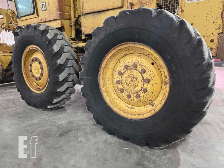 1989-caterpillar-120g-image-25