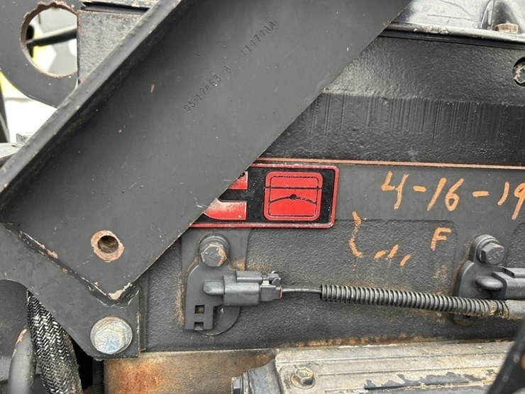 1994-peterbilt-377-image-48