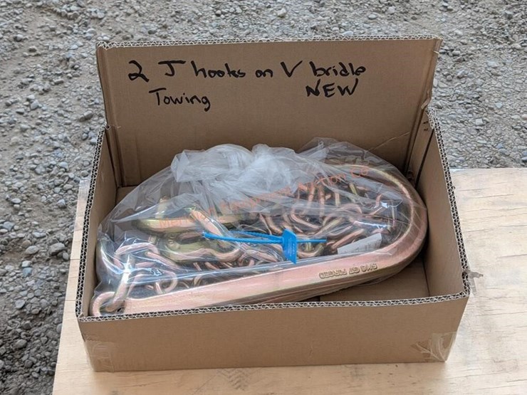 2--towing-j-hooks-on-v-bridle-image-1