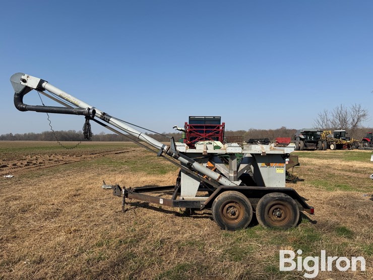 2004-crustbuster-speed-king-90725300-seed-tender-image-8