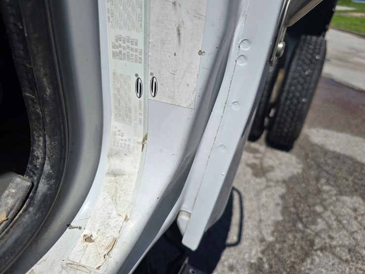 2009-sterling-acterra-image-78