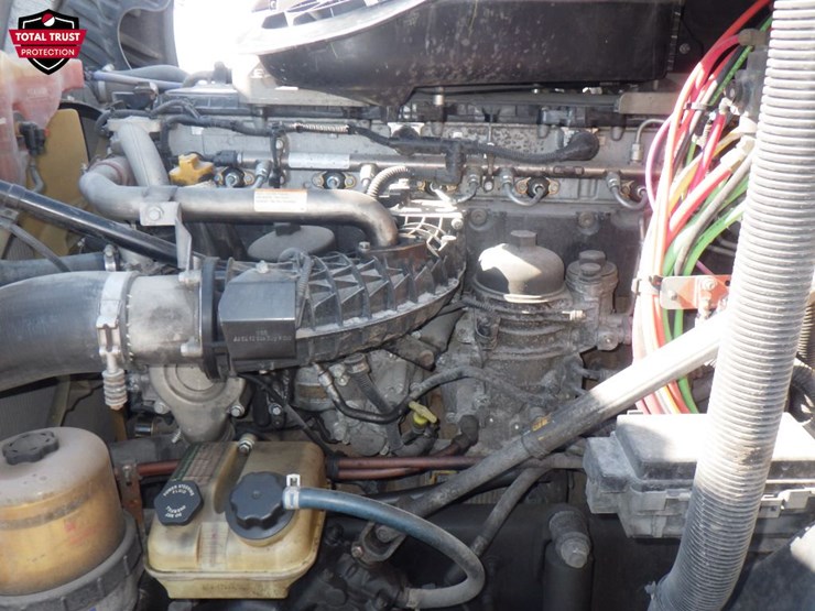 2019-freightliner-cascadia-125-image-22