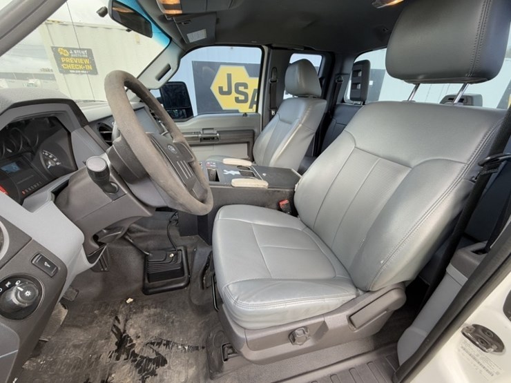 2016-ford-f350-image-24