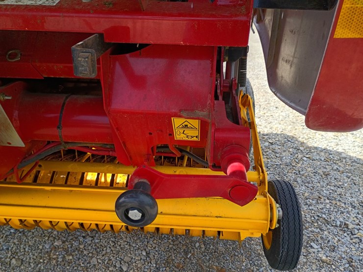 2020-new-holland-450-image-19