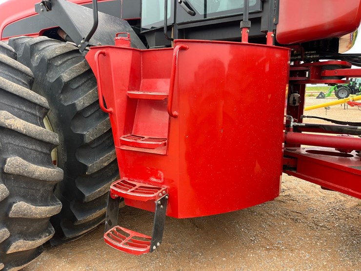 2008-versatile-535-image-18