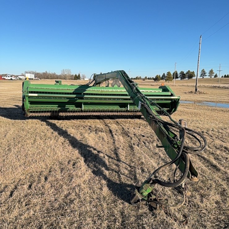 JOHN DEERE 1600