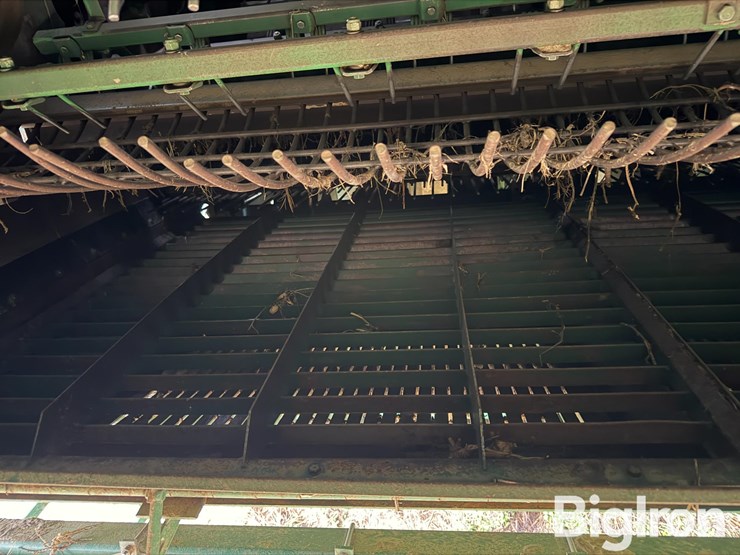 2012-kmc-3386-peanut-combine-image-19