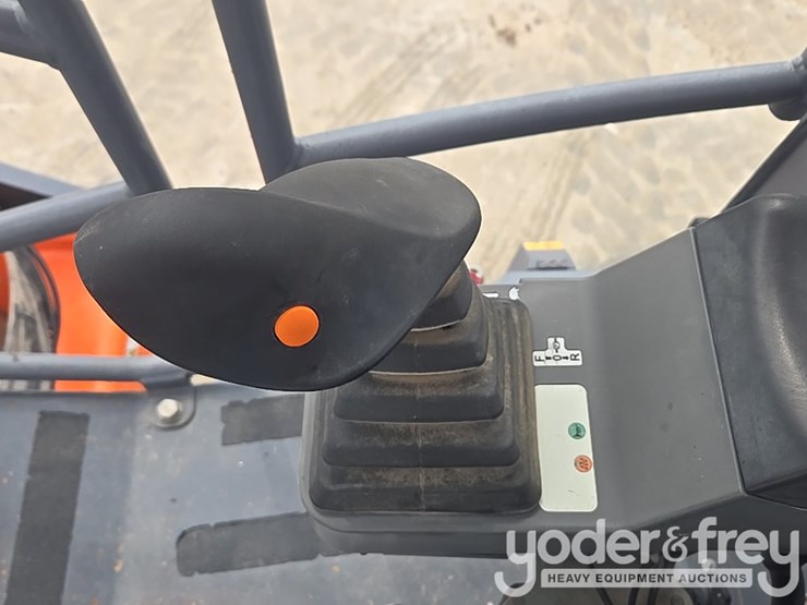 2019-hamm-h10i-image-78