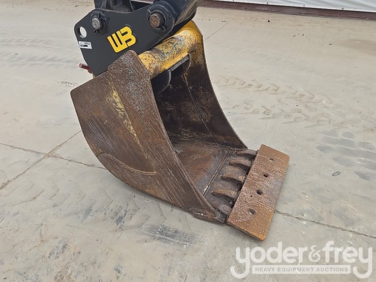 2021-deere-310sl-image-24