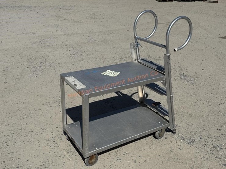 rol-away-warehouse-stock-picker-cart-image-1