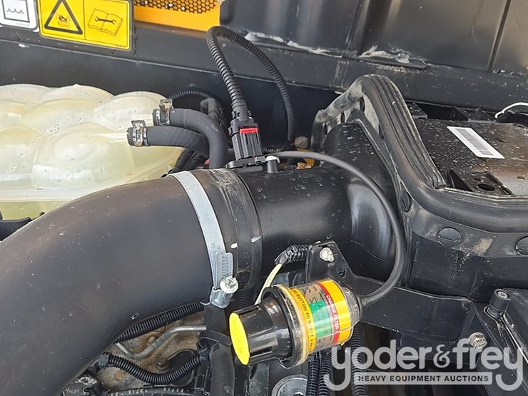 2017-jcb-510-56-image-54