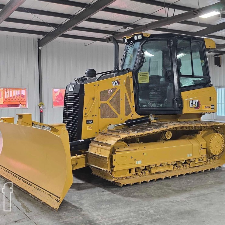 2002 CATERPILLAR D3 LGP