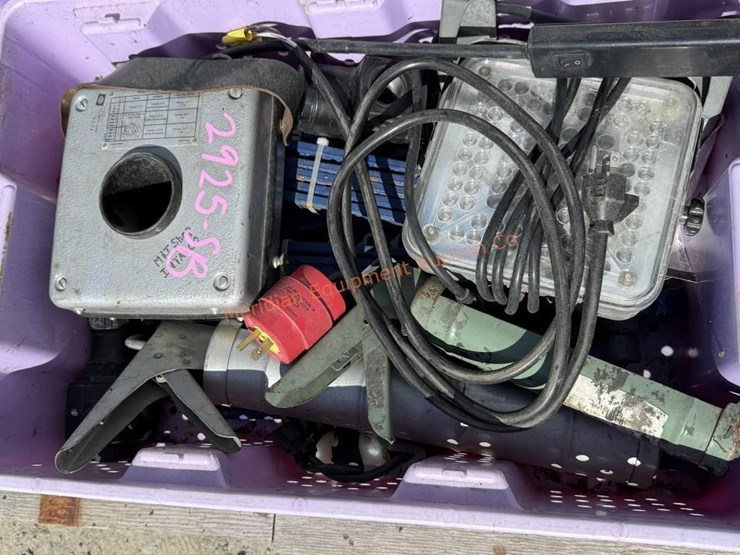 misc-shop-&-tool-lot---see-description-image-3