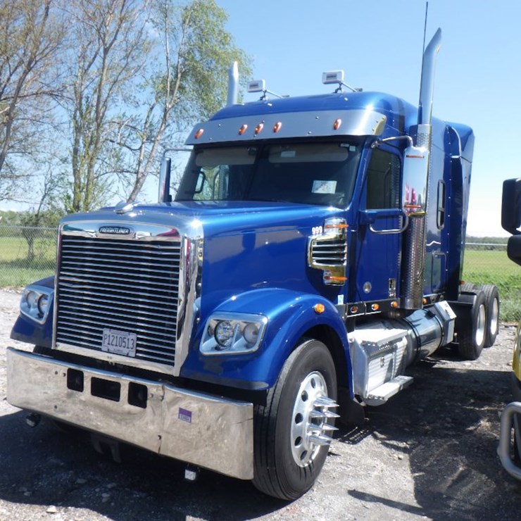 2022 FREIGHTLINER 122SD
