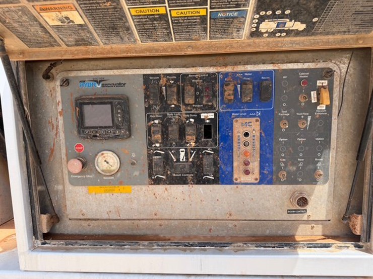 2012-kenworth-t800-image-5