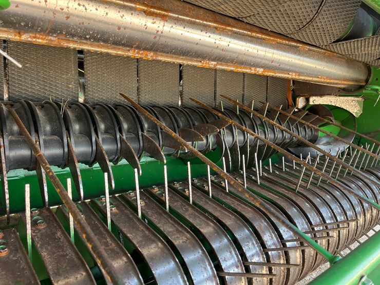 2015-john-deere-569-image-6