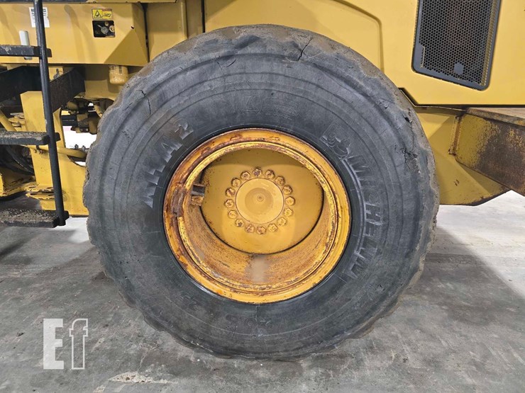 2006-caterpillar-938g-image-25