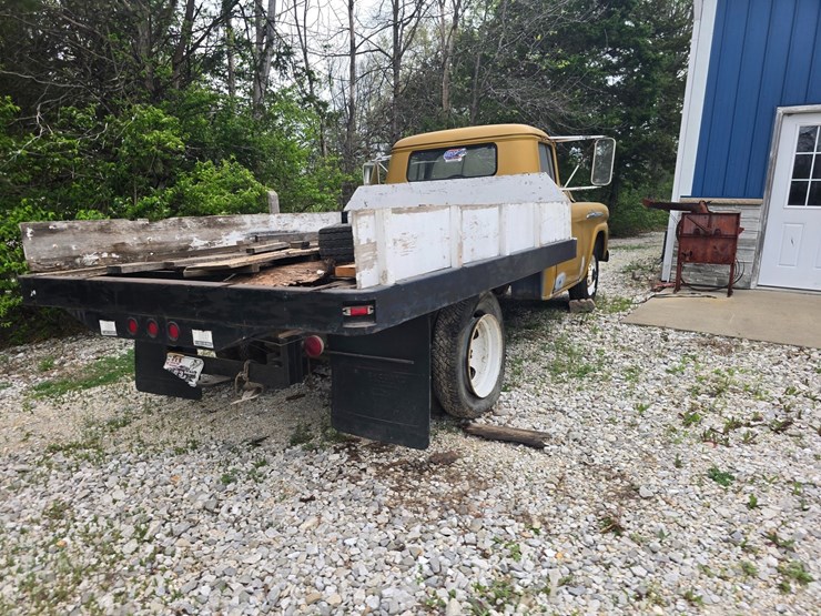 1958-chevrolet-apache-image-11