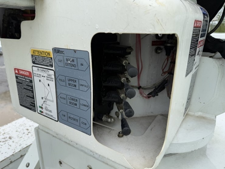 2007-international-7400-image-18