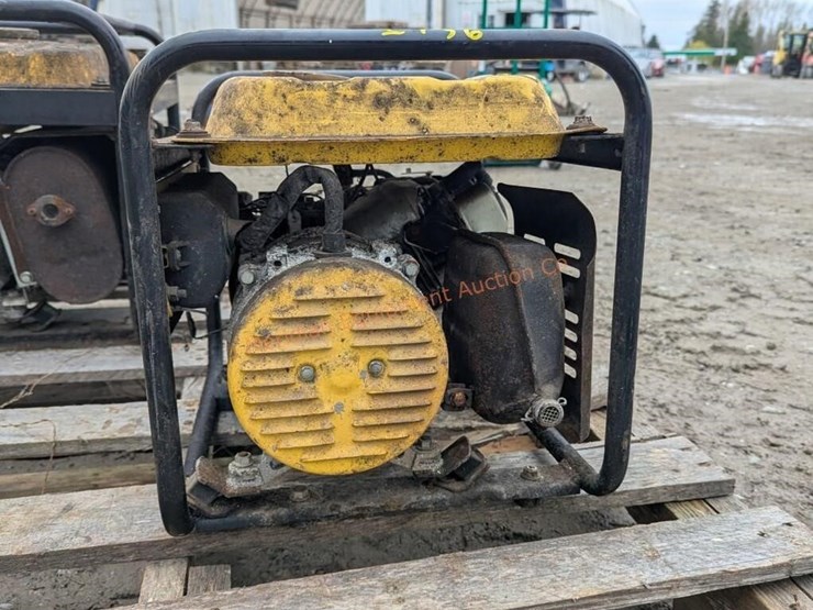 champion-4000-watt-generator-image-17