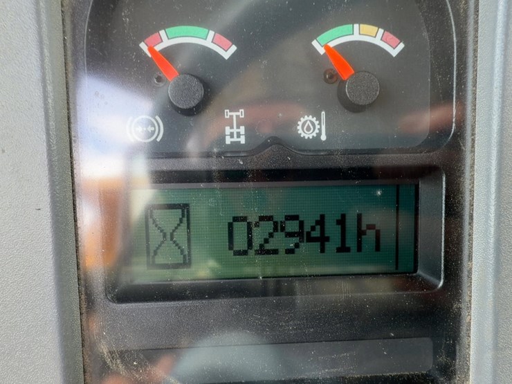 2003-volvo-a40d-image-27