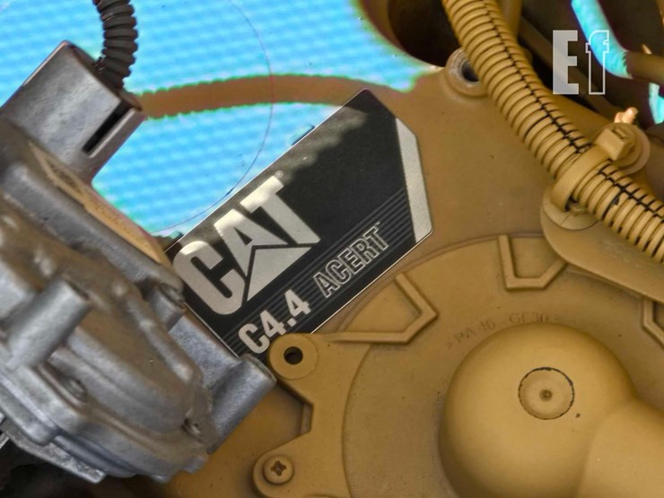 caterpillar-320gc-image-24