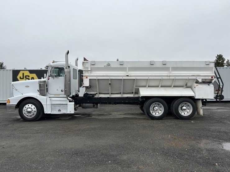 1994-peterbilt-377-image-2