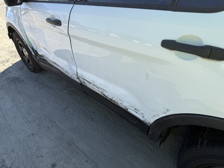 2017-ford-explorer-image-19