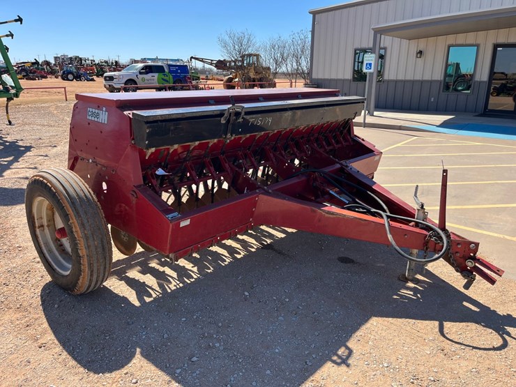 case-ih-5100-image-4