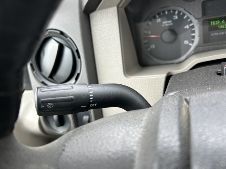 2008-ford-f450-xl-sd-image-27