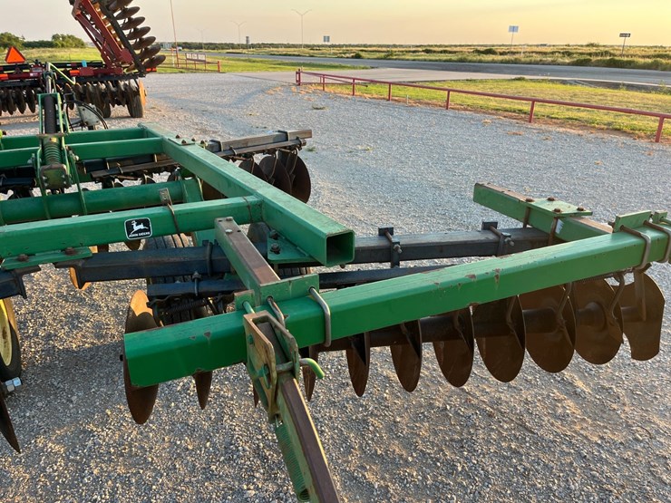 2001-john-deere-637-image-9