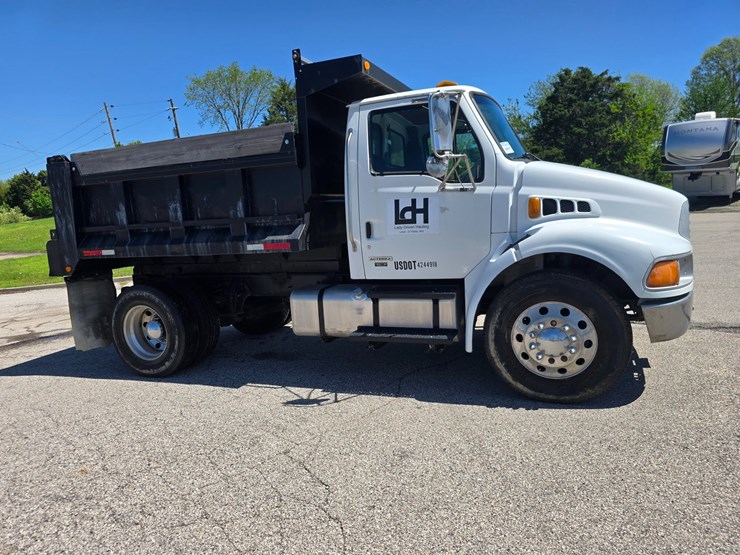 2009-sterling-acterra-image-22