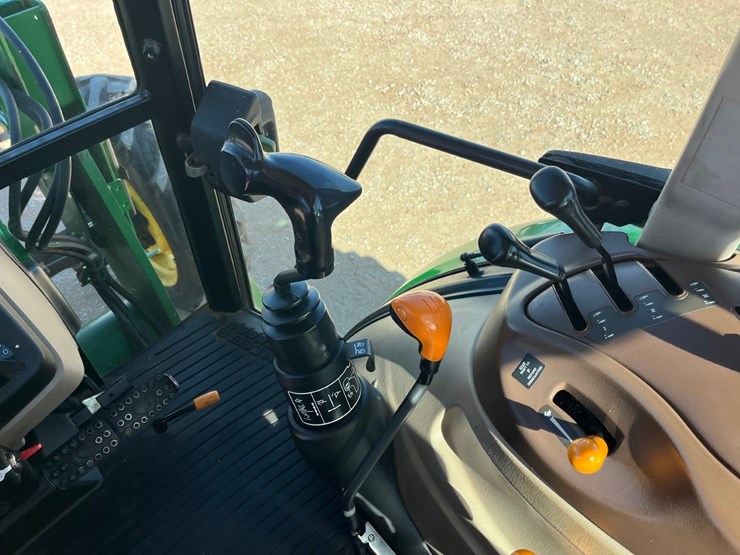 2006-john-deere-5525-image-18