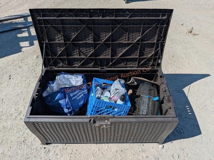 outdoor-storage-chest-w/-items---see-below-image-3