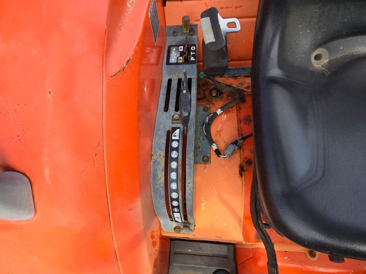 kubota-l3830-image-31