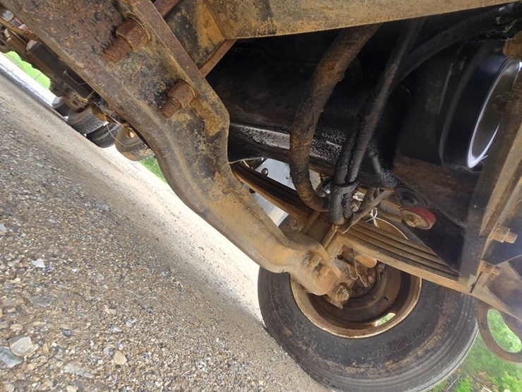 2001-mack-rd688s-image-63