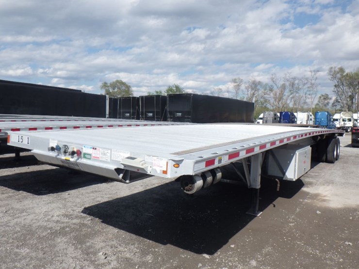 2023-fontaine-flatbed-image-1