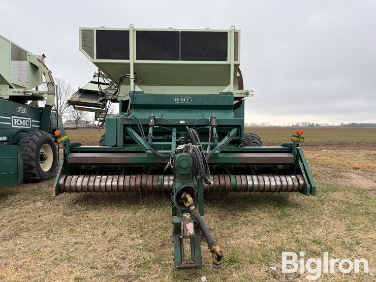 2012-kmc-3386-peanut-combine-image-2