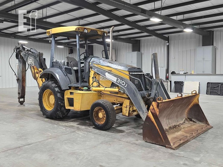 2011-deere-310j-image-2