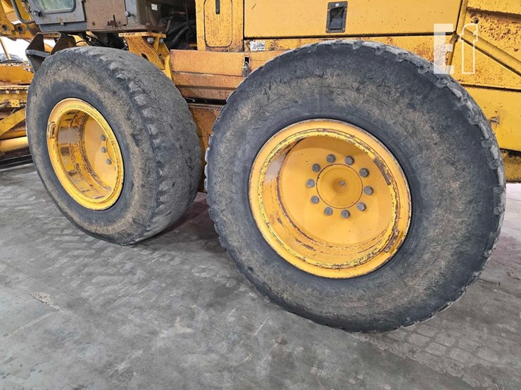 2004-volvo-g740b-image-28